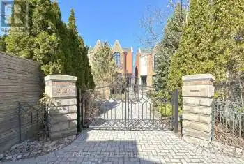 8 Alex Mews, Toronto (Annex), Ontario M5R3T2, 4 Bedrooms Bedrooms, ,3 BathroomsBathrooms,All Houses,For Sale,Alex,C12079539