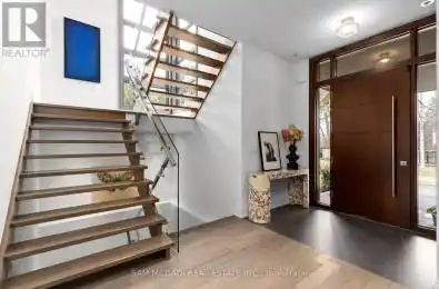 267 Kenollie Avenue Mississauga (Mineola) Ontario L5G2J1
