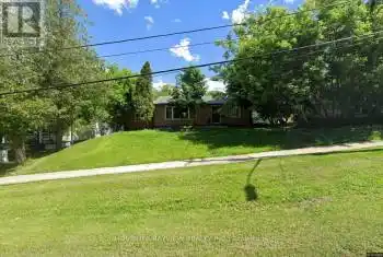 27 Main lower level ( Basement ) Street, Mississauga (Streetsville), Ontario L5M1X5, 1 Bedroom Bedrooms, ,1 BathroomBathrooms,All Houses,For Rent,Main lower level ( Basement ),W12079620