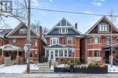 20 Fairview Boulevard Toronto (North Riverdale) Ontario M4K1L9