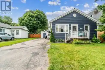 104 Rodney Street, Collingwood, Ontario L9Y1E1, 3 Bedrooms Bedrooms, ,1 BathroomBathrooms,All Houses,For Sale,Rodney,S12079718