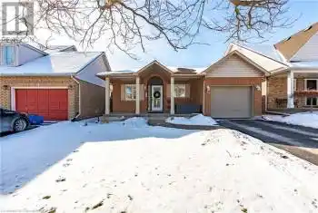 13 SILVERCREST Court, Thorold, Ontario L2V5B4, 3 Bedrooms Bedrooms, ,2 BathroomsBathrooms,All Houses,For Sale,SILVERCREST,40693885