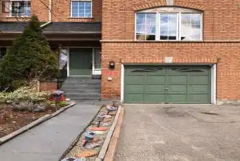57 Brickyard Way Unit# 122, Brampton (Brampton North), Ontario L6V4M3, 3 Bedrooms Bedrooms, ,3 BathroomsBathrooms,All Houses,For Sale,Brickyard,W12079660