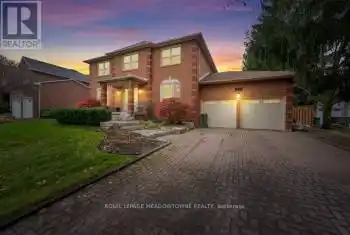 13 Mckee Drive, Caledon (Caledon East), Ontario L7C1G8, 4 Bedrooms Bedrooms, ,4 BathroomsBathrooms,All Houses,For Sale,Mckee,W11972806