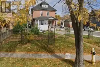 323 Queenston Street Unit# 1, St. Catharines (450 - E. Chester), Ontario L2P2X7, 3 Bedrooms Bedrooms, ,1 BathroomBathrooms,All Houses,For Rent,Queenston,X12079874