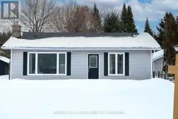3245 Grayshott Drive, Severn (West Shore), Ontario L3V0Y3, 2 Bedrooms Bedrooms, ,1 BathroomBathrooms,All Houses,For Sale,Grayshott,S11945105