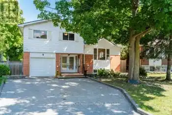 9 BEECHCROFT Circle, Barrie (Cundles East), Ontario L4M4Y4, 4 Bedrooms Bedrooms, ,2 BathroomsBathrooms,All Houses,For Sale,BEECHCROFT,S11973710