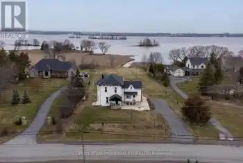 395 Massassauga Road, Prince Edward County (Ameliasburgh), Ontario K8N4Z7, 4 Bedrooms Bedrooms, ,2 BathroomsBathrooms,All Houses,For Sale,Massassauga,X11954324