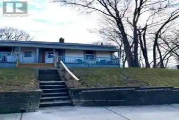 140 Clarence Street, London, Ontario N6J2J6, 1 Bedroom Bedrooms, ,1 BathroomBathrooms,All Houses,For Rent,Clarence,X12080010