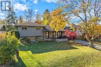 306 CENTRE Street, Niagara-on-the-Lake, Ontario L0S1J0, 3 Bedrooms Bedrooms, ,2 BathroomsBathrooms,All Houses,For Sale,CENTRE,40700084