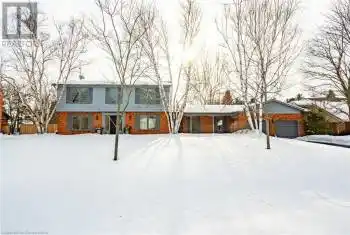 7 CULLUM Drive, Carlisle, Ontario L0R1H2, 4 Bedrooms Bedrooms, ,3 BathroomsBathrooms,All Houses,For Sale,CULLUM,40701697