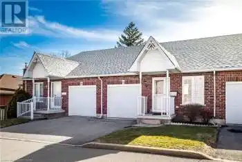 243 FENNELL Avenue Unit# 11, Hamilton, Ontario L9A1S8, 2 Bedrooms Bedrooms, ,2 BathroomsBathrooms,All Houses,For Sale,FENNELL,40702078