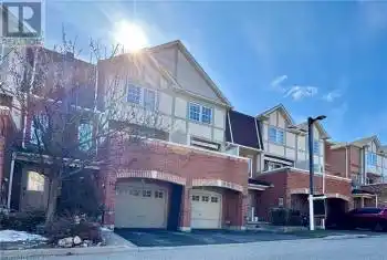 3030 BREAKWATER Court Unit# 16, Mississauga, Ontario L5B4N5, 2 Bedrooms Bedrooms, ,3 BathroomsBathrooms,All Houses,For Sale,BREAKWATER,40688867