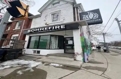 129 Munro Street Toronto E01 Ontario M4M 2B8