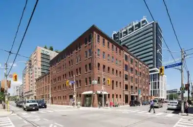 366 Adelaide Street Unit# 431 Toronto C08 Ontario M5A 3X9