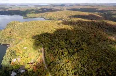 N/A SKYLINE Drive Armour Ontario P0A 1C0