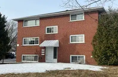 326 Surrey Drive Oshawa Ontario L1G 6H1