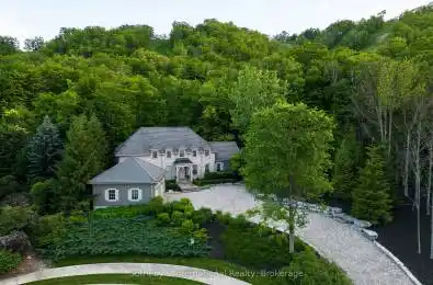 114 HEMLOCK Court Blue Mountains Ontario L9Y 0T3