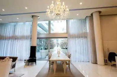 75 Portland Street Unit# 1005 Toronto C01 Ontario M5V 2M9