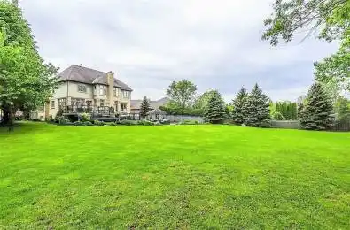 16 WYNFIELD Lane Middlesex Centre Ontario N6H 5L2