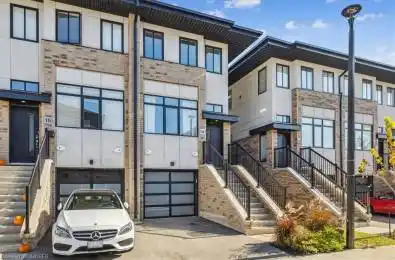 14 MUNAY Lane Hamilton Ontario L9G 0H3