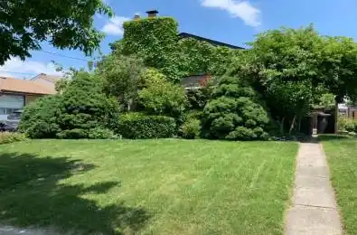 33 Pakenham Drive Toronto W10 Ontario M9W 4B2