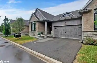 109 BORDEN Trail Welland Ontario L3C 0H1