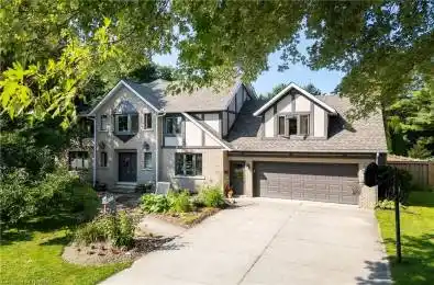 126 FOREST HILL Drive Georgian Bluffs Ontario N4K 5N6