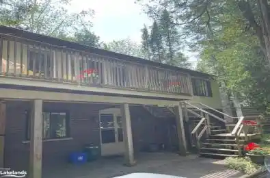 128 LAKEWOOD Drive Blue Mountains Ontario N0H 1J0