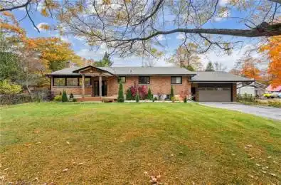 256 Knox Road Wasaga Beach Ontario L9Z 2T5