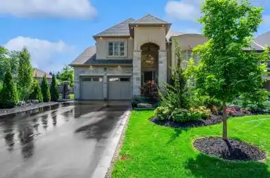18 Legacy Lane Hamilton Ontario L9G 0G2