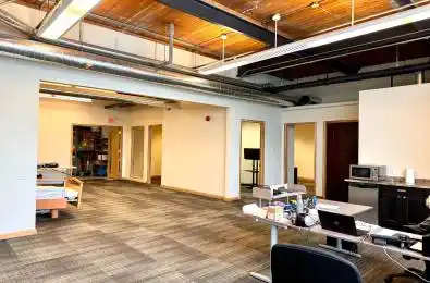 36 Northline Road Unit# 9 Toronto E03 Ontario M4B 3E2