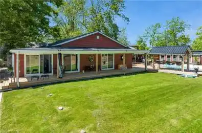 8 HOOVER POINT Lane Haldimand Ontario N0A 1P0