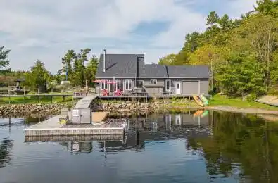 B55-19 MOON Island N/A The Archipelago Ontario P2A 1T4