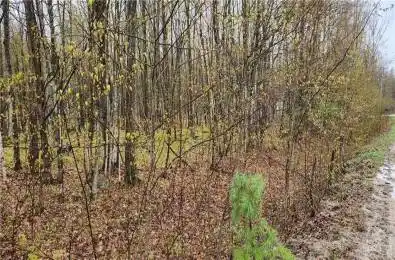 L 10/11 HOLLIE Drive Lanark Highlands Ontario K0G 1M0