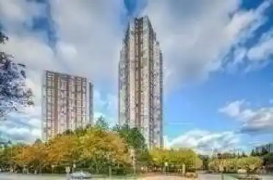 7 Concorde Place Unit# 3304 Toronto C13 Ontario M3C 3N4