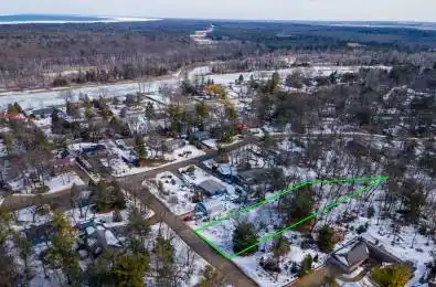 10048 Urlin Crescent Lambton Shores Ontario N0M 2L0