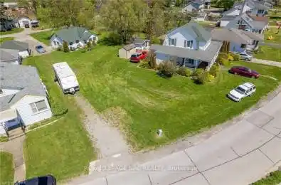 LAKESHORE Road Fort Erie Ontario L2A 1B5
