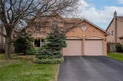 2233 Towne Boulevard Oakville Ontario L6H 5J9