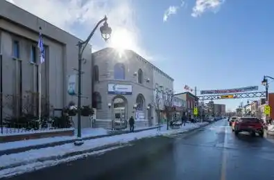 69-71 Dundas Street Unit# 206 Quinte West Ontario K8V 3P4