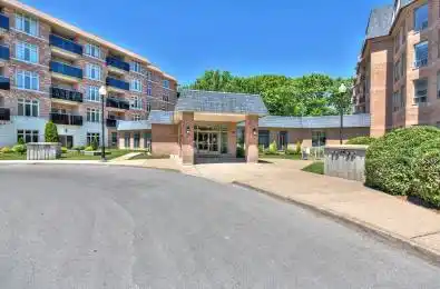 8111 Forest Glen Drive Unit# 427 Niagara Falls Ontario L2H 2Y7