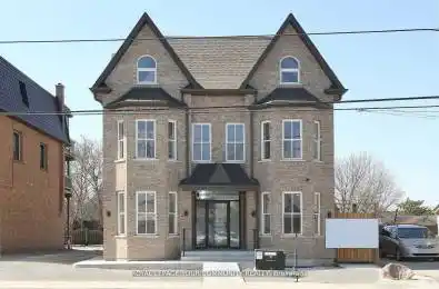 352 Main St N Street Markham Ontario L3P 1Z1