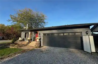 24 Woodhouse Avenue Norfolk Ontario N0A 1N8
