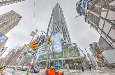 1 Bloor Street Unit# 7204 Toronto C08 Ontario M4W 0A8