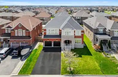 27 Scarlet Way Bradford West Gwillimbury Ontario L3Z 0T4
