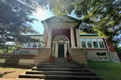 5 WALNUT Street Niagara-on-the-Lake Ontario L0S 1J0