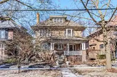 110 Cluny Drive Toronto C09 Ontario M4W 2R4