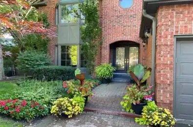 25 Vancho Crescent Toronto W08 Ontario M9A 4Z1