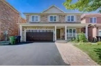 34 Bobolink Avenue Toronto E11 Ontario M1X 1W3
