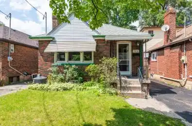 724 Eglinton Avenue Toronto C11 Ontario M4G 2K7